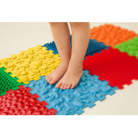 Mata sensoryczna do masażu stóp "Puzzle Mix" 8 elementów Mata sensoryczna do masażu stóp "Puzzle Mix" 8 elementów